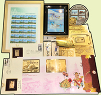 贈品/紀念品:(1)專687.蘇花改全線通車新票28元版張1版,木質相框裝幀(32.2*23.5cm),郵票發行典禮限量贈品;(2)臺灣鳥類小全張(107年版),壓克力相框裝幀,附原盒裝,郵票發行典禮限量贈品;(3)郵政寶寶手機吊飾及鑰匙圈各1個;(4)寶島風情-臺南市郵票磁鐵4全;(5)2013泰國世界郵展贈紙鎮(20*7cm);(6)2019年韓國瑜就職高雄市長紀念郵摺,內有金箔小全張2枚;(6)美國首日封鑲嵌金箔票二封,含:1995年美國第一位女性民航飛行員貝西·科爾曼,1995年二戰德國在蘭斯投降;(7)郵局贈金箔小全張6枚,含:郵政博物館新館20周年2枚,乙酉雞.己亥豬.庚子鼠.丁亥豬各1枚;(8)豐原慈濟宮贈金箔章1枚;林茂興舊藏