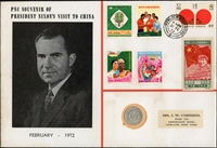 1972年美國尼克森總統訪問中國紀念封,貼編號票21-24亞非乒乓球友好邀請賽4全,紀4開國紀念800元1枚,香港一輪生肖鼠10分1枚,銷香港九龍21.FE.72日戳,封上另鑲1961年2分鋁幣1枚(Page 138)