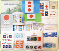 1947~1986年日本小全張38枚,包括有:昭和22年切手趣味週間.UPU七十五年.皇太子殿下御成婚紀念.西海國立公園.大婚50年紀念.萬國郵便連合加盟100年紀念.天皇皇后兩陛下御訪歐紀念.1964東京奧運.札幌冬奧.沖繩國際海洋博覽會.賀年切手(1966~1969.1978.1986).日本1970萬國博覽會等,品像混合或有重複,多數保存佳,VF-F;歡迎至官網瀏覽全貌(Page 140)